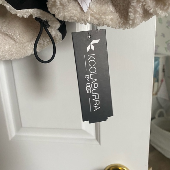 black and white jacket - Picture 5 of 9